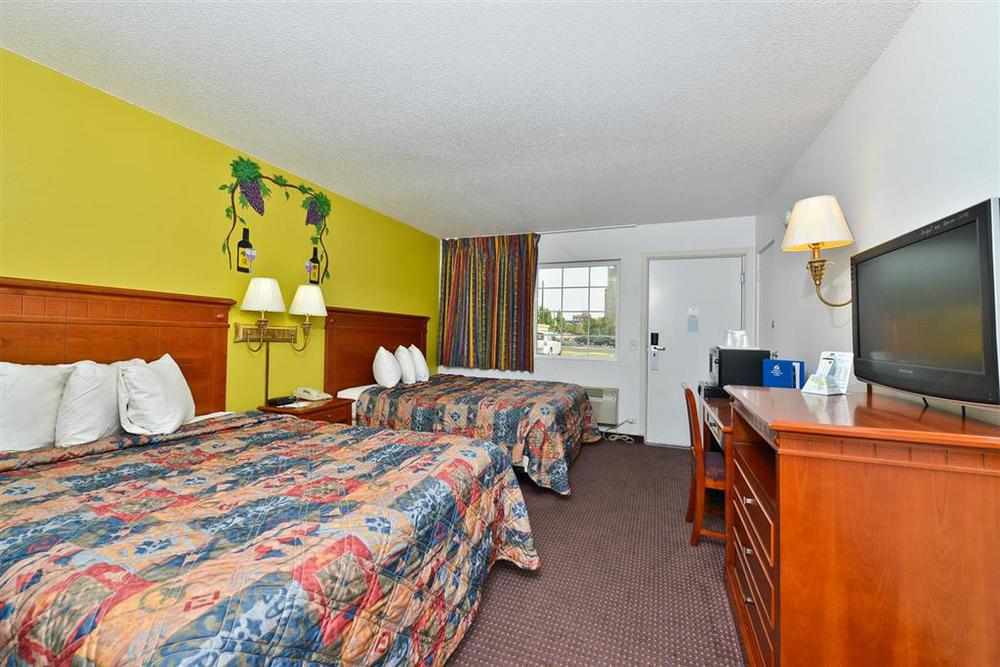 Americas Best Value Inn Hazlehurst Habitación foto